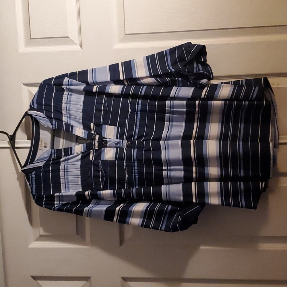 #38 - Striped ¾" Blouse 👚